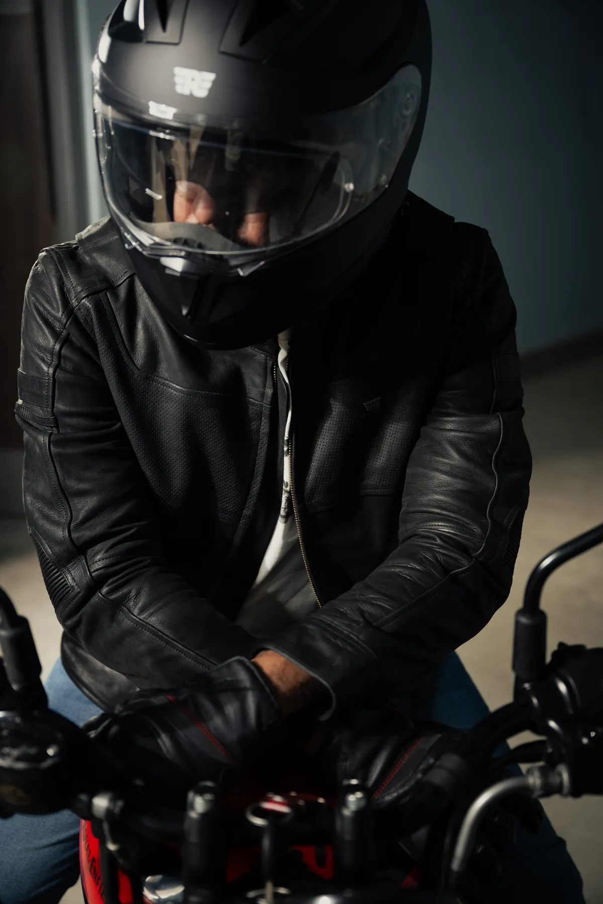 Recensione Royal Enfield Black Weeks 2026: sconti fino al 40%